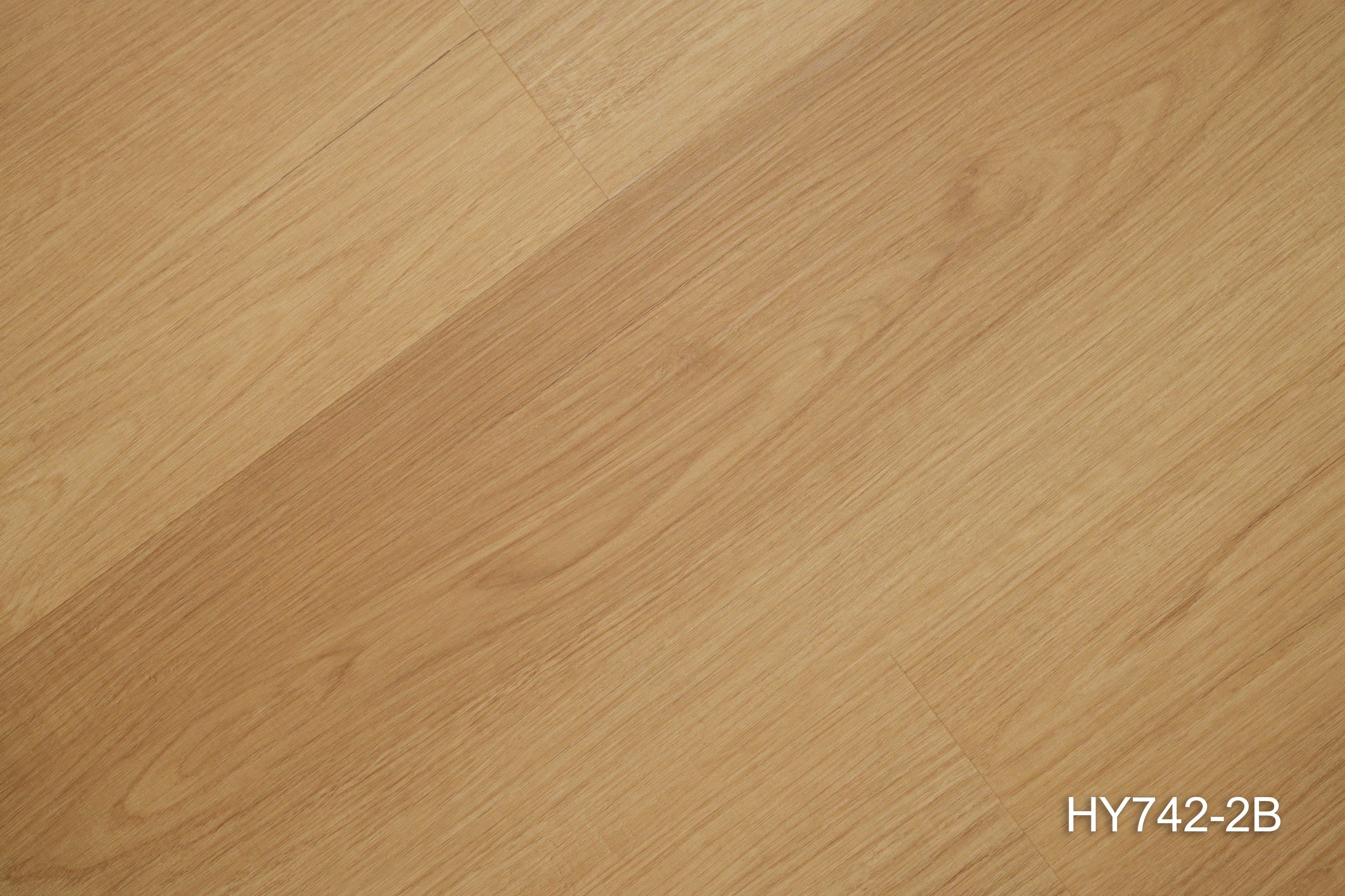 Natural Oak hybrid flooring colour HY742-2B