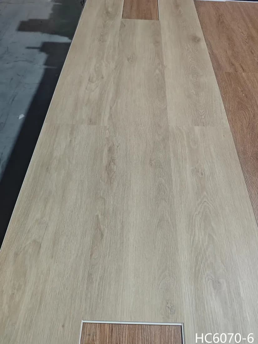 Sandstone Oak hybrid flooring colour HC6070-6